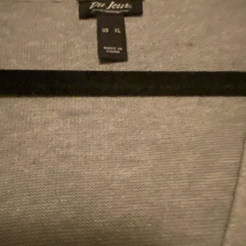 Stylish Sweater - Picture 3 of 3